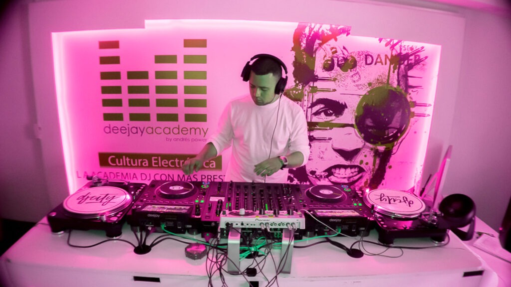 Curso dj, academia dj, escuela dj, clases dj, produccion musical, ableton live