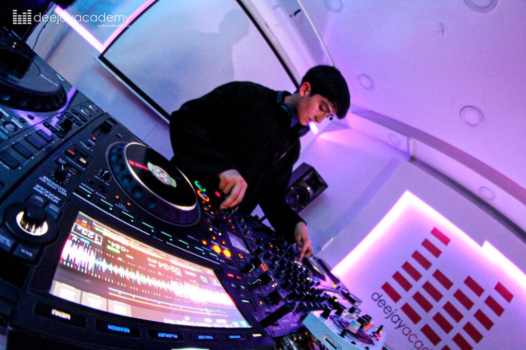 academia dj, Curso dj, clases DJ , escuela dj, clases dj, produccion musical, ableton live